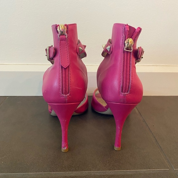 Valentino Leather D'Orsay Rockstud Pumps - Picture 7 of 8